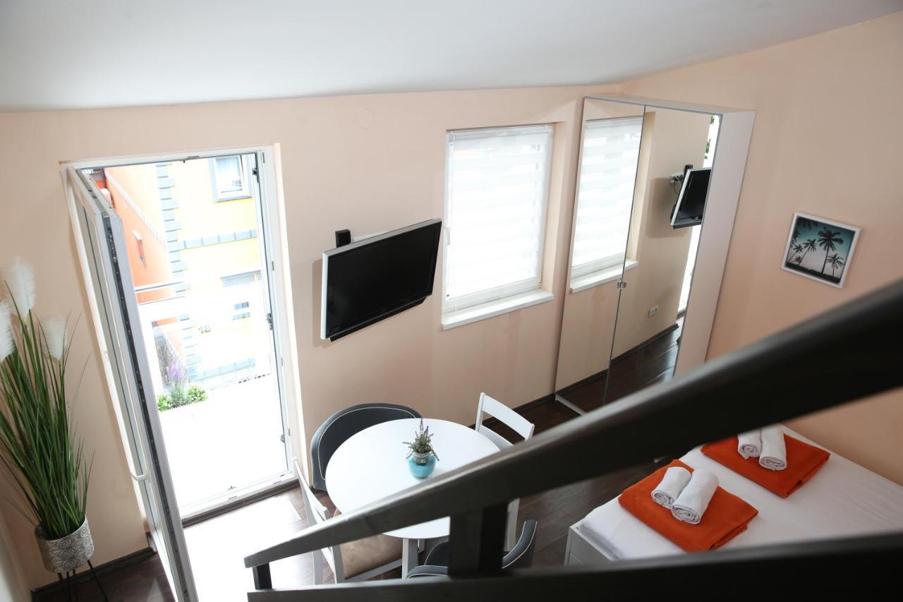 Villa Mit Whirlpool Fuer 32 Per Crikvenica Exteriör bild